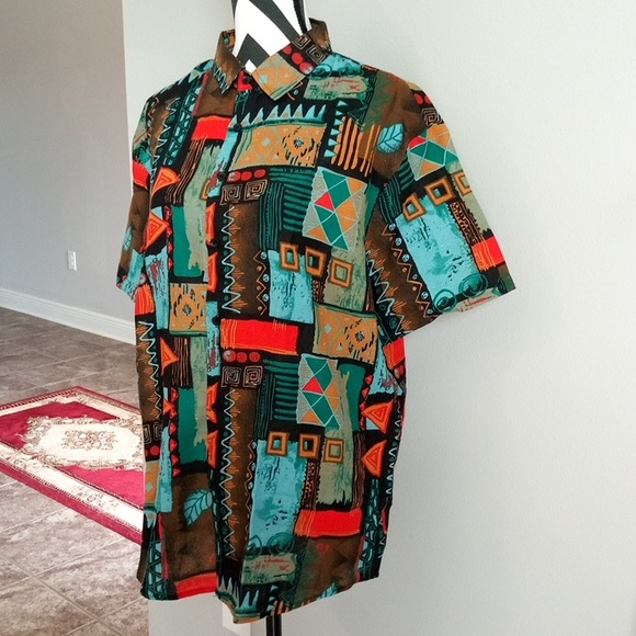 Men's Hawaiian Shirt - Picture 5 of 6